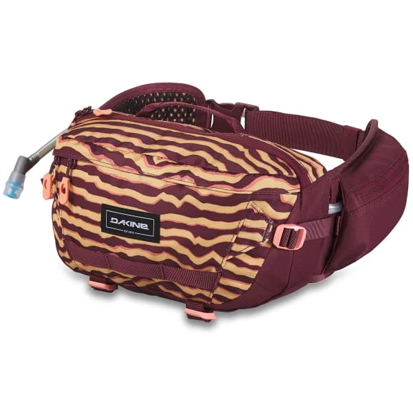 Bon marché 👍 Sacs à Dos Vélo DAKINE HOT LAPS 5L OCHRE STRIPE/PORT 22 Rouge / Jaune 🛒 3 Bon marché 👍 Sacs à Dos Vélo DAKINE HOT LAPS 5L OCHRE STRIPE/PORT 22 Rouge / Jaune 🛒